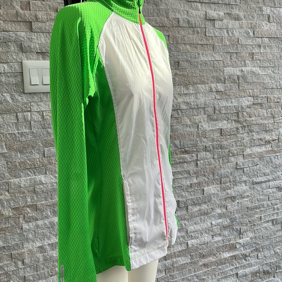 Lightweight Running Jacket - Picture 9 of 9